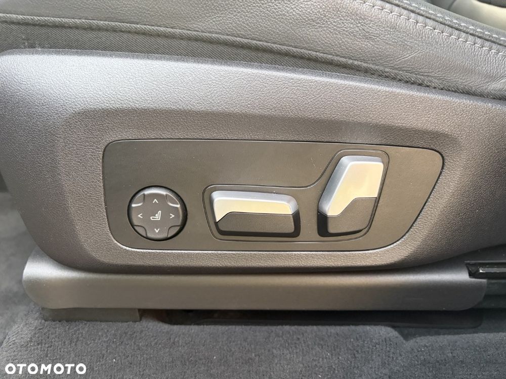 BMW X3 xDrive30i Luxury Line - 25