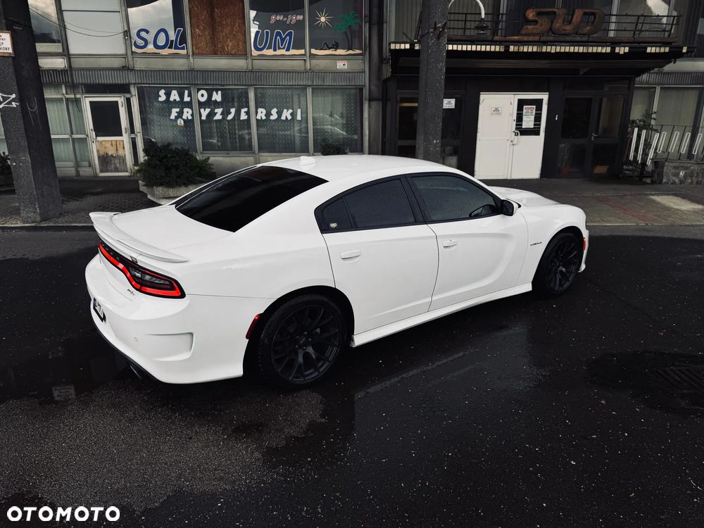 Dodge Charger 5.7 R/T - 5