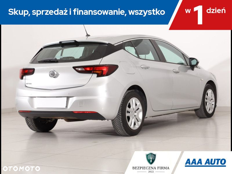 Opel Astra - 6