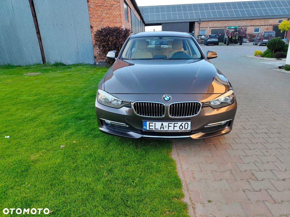 BMW Seria 3 316d - 8