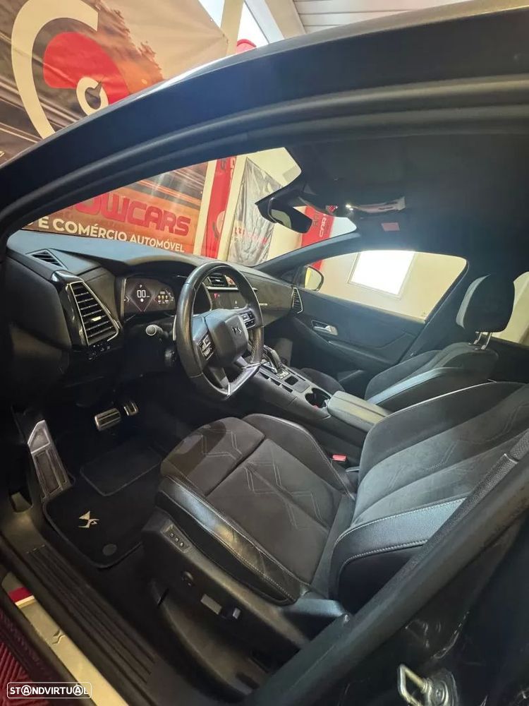 DS DS7 Crossback 1.5 BlueHDi Performance Line EAT8 - 5