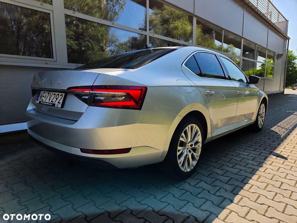 Skoda Superb 2.0 TSI Style DSG - 22