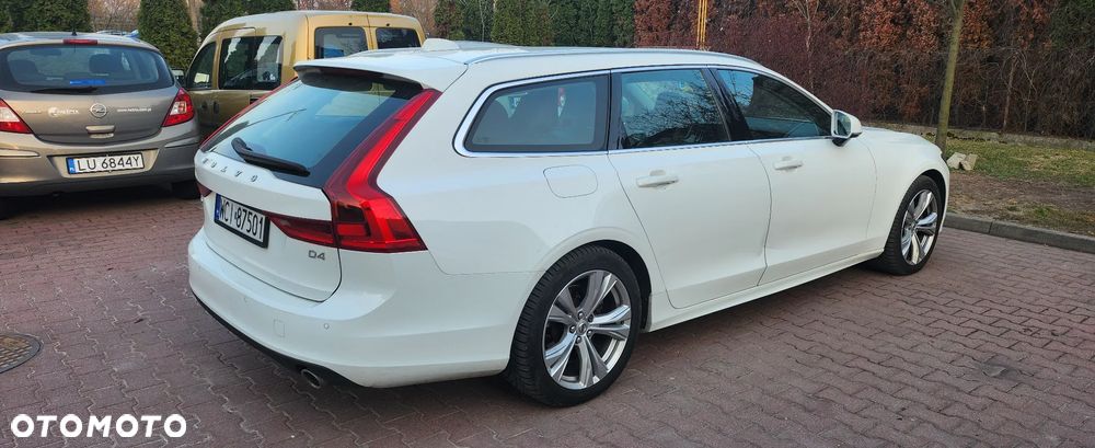 Volvo V90 D4 Geartronic Momentum Pro - 6