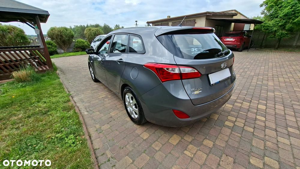 Hyundai i30 1.4 CRDi Comfort - 11