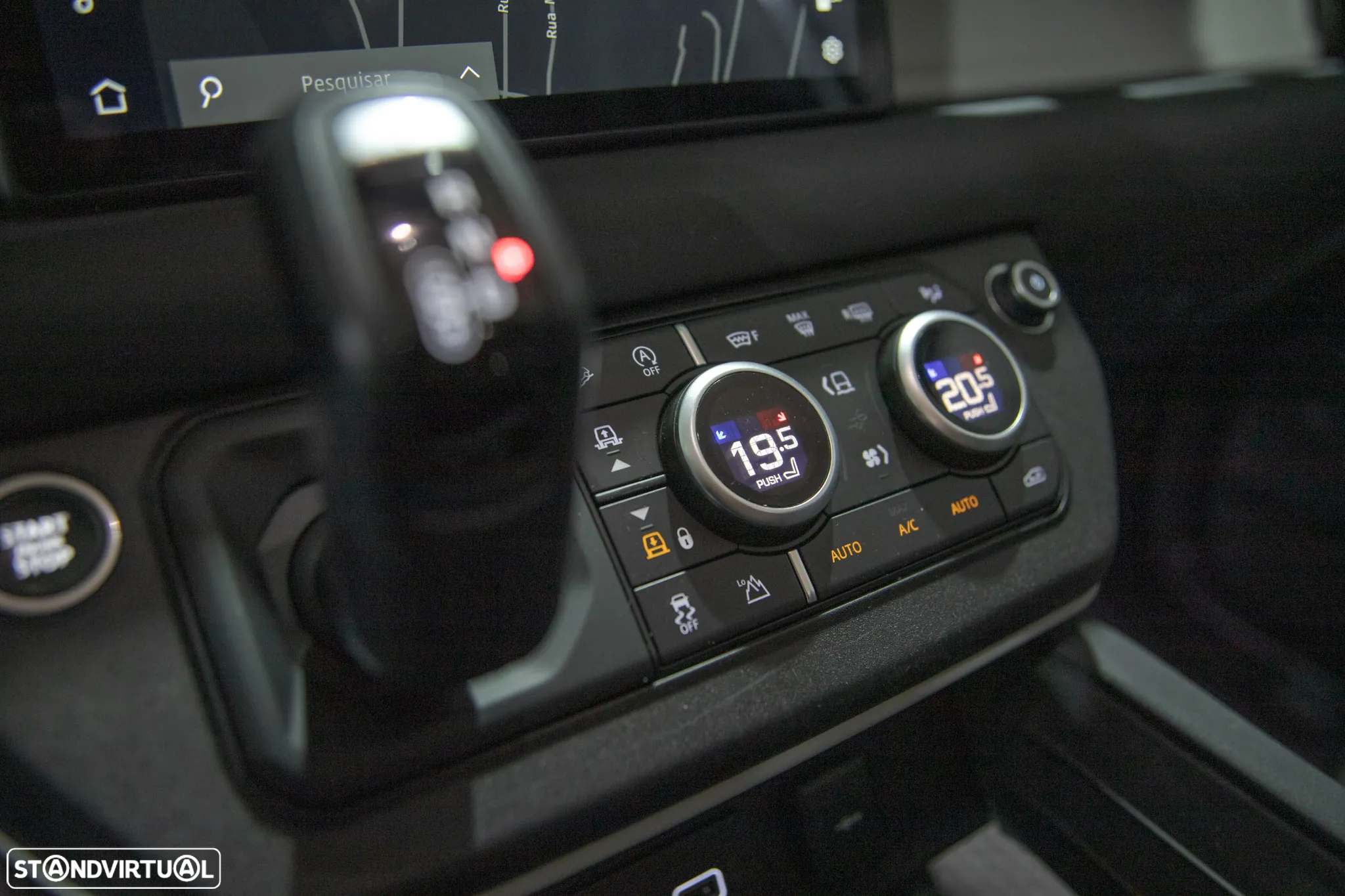 Land Rover Defender 110 D200 S - 27