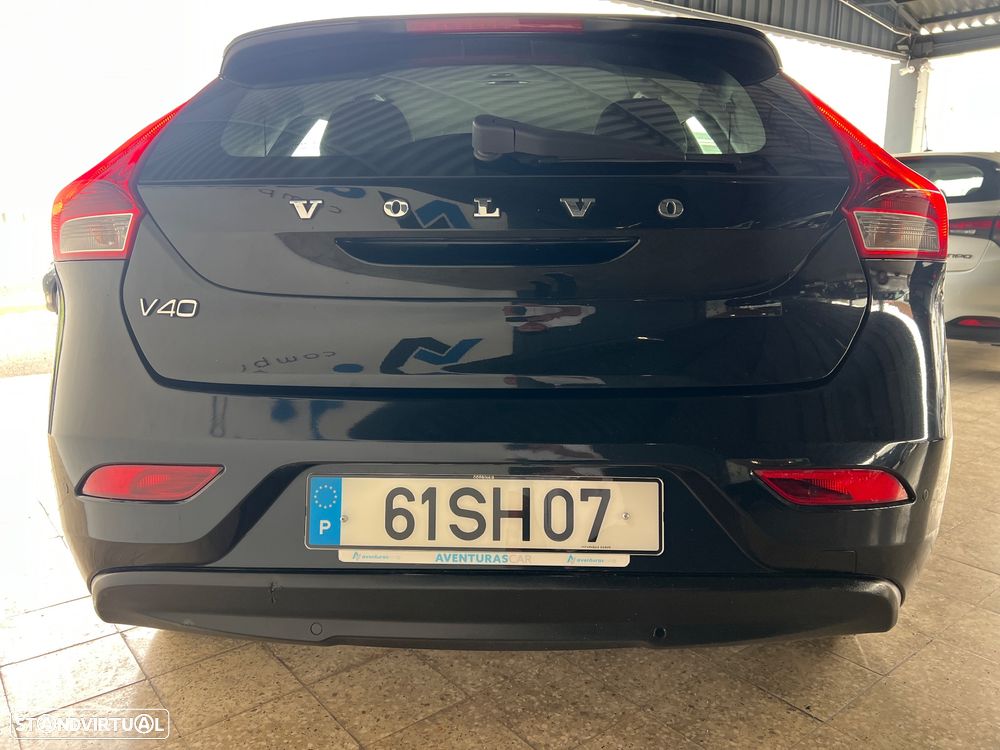 Volvo V40 - 17