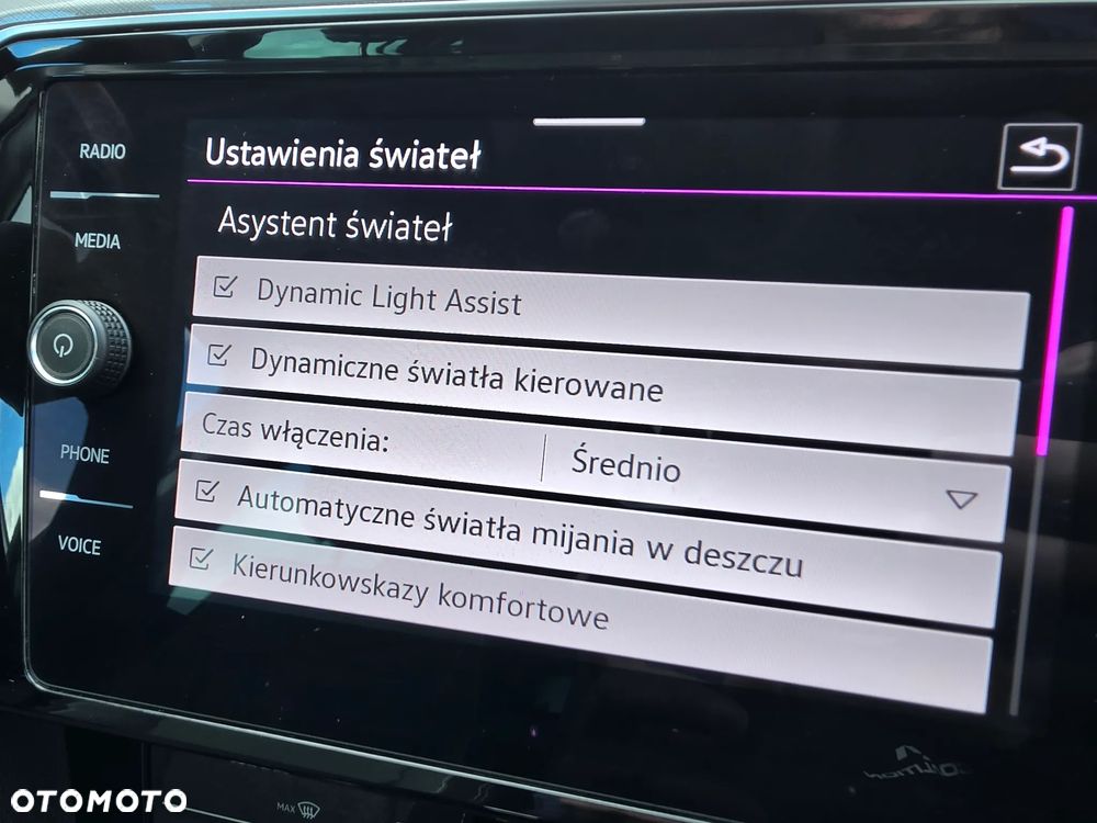 Volkswagen Passat Variant 2.0 TDI SCR DSG Conceptline - 30