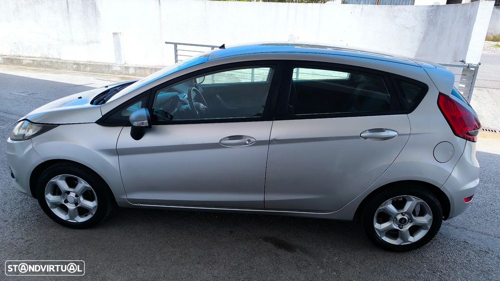 Ford Fiesta 1.4 TDCI Trend - 25
