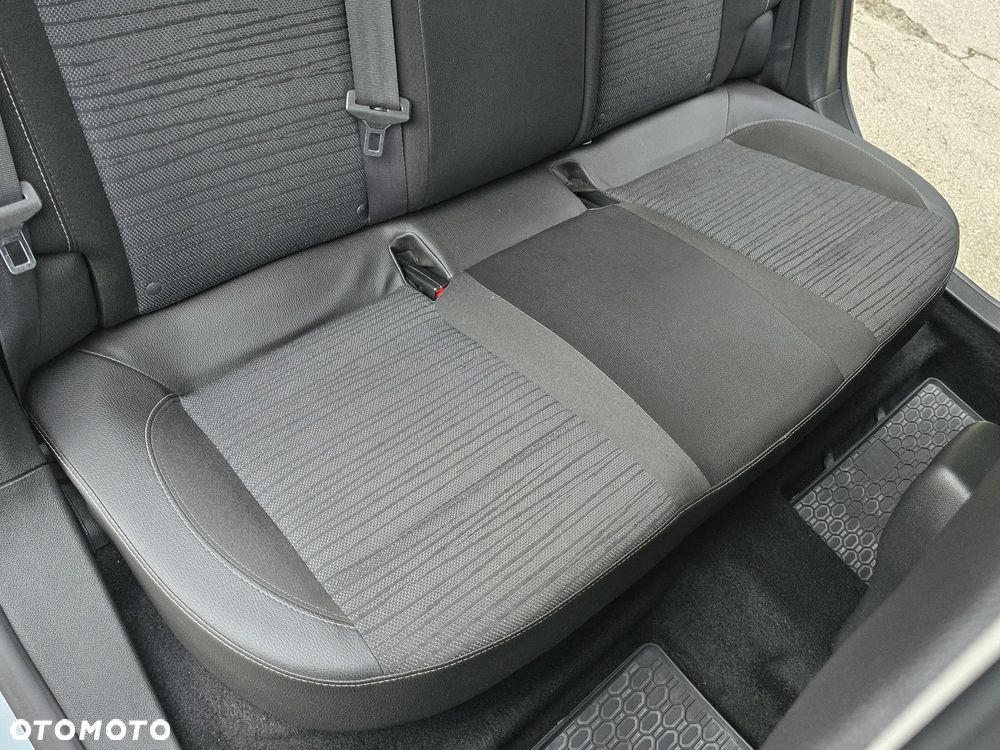Opel Astra 1.6 Enjoy - 22