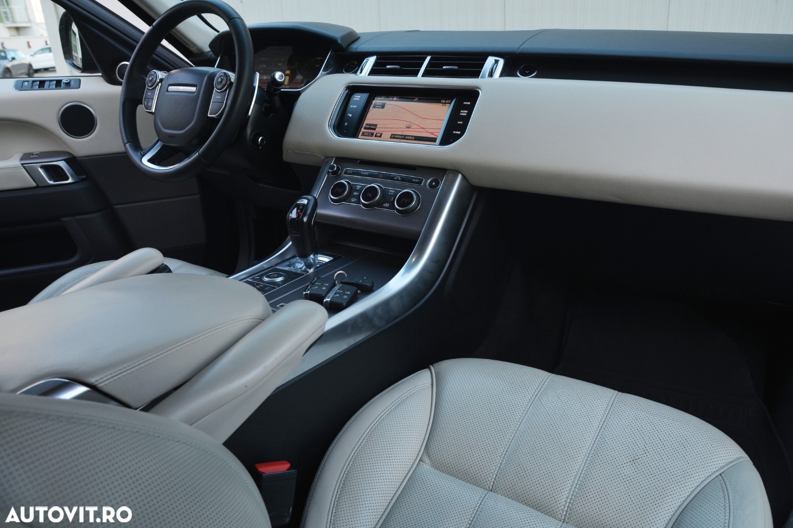 Land Rover Range Rover Sport 3.0 I SDV6 HSE Dynamic - 10