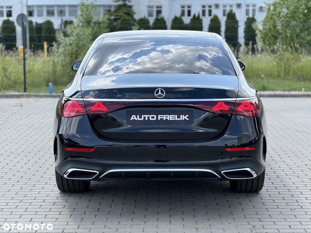 Mercedes-Benz Klasa E - 11