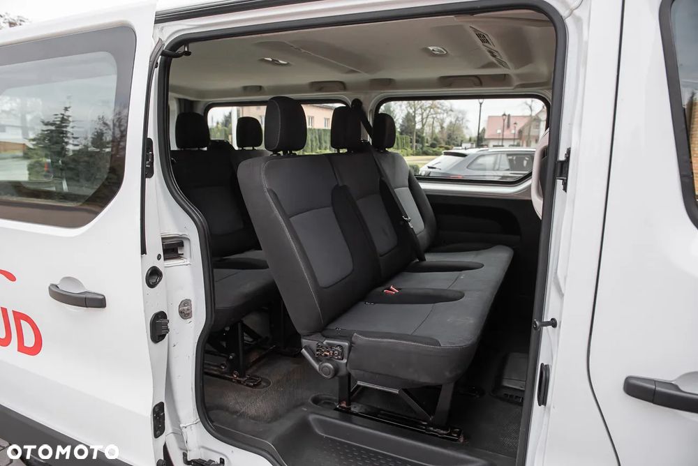Opel Vivaro - 20