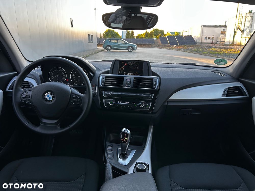 BMW Seria 1 - 32