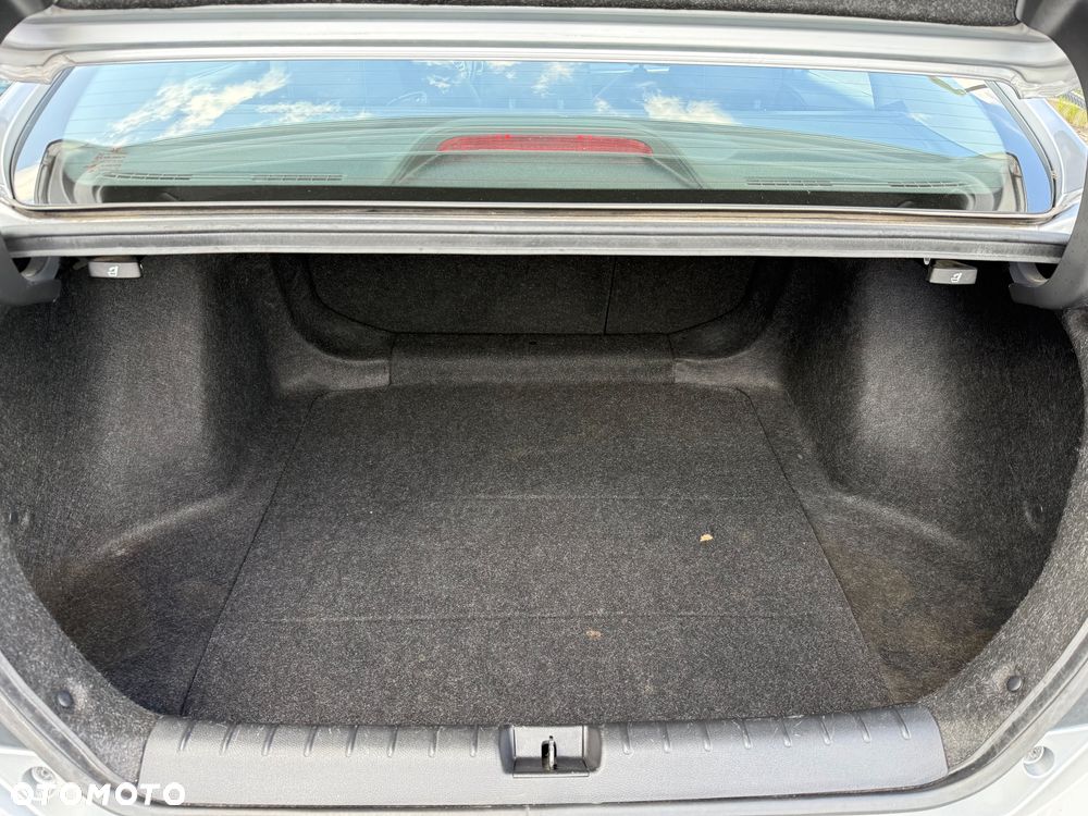 Honda Civic 1.5 T Elegance - 37