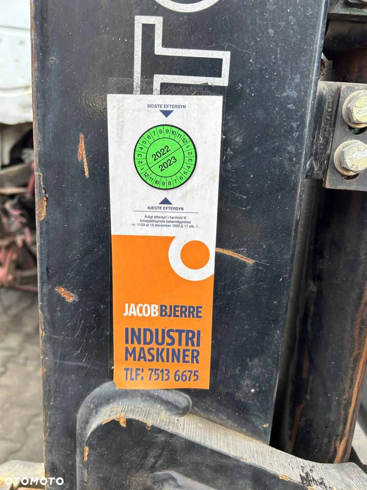 Toyota 7 FBMF 30 - 6