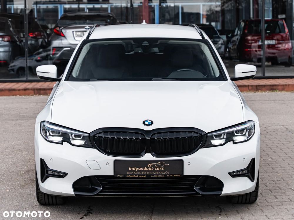 BMW Seria 3 320d Sport Line Shadow - 14