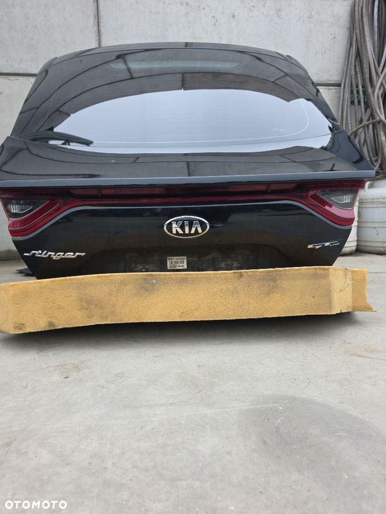 KIA STINGER KLAPA TYŁ - 9