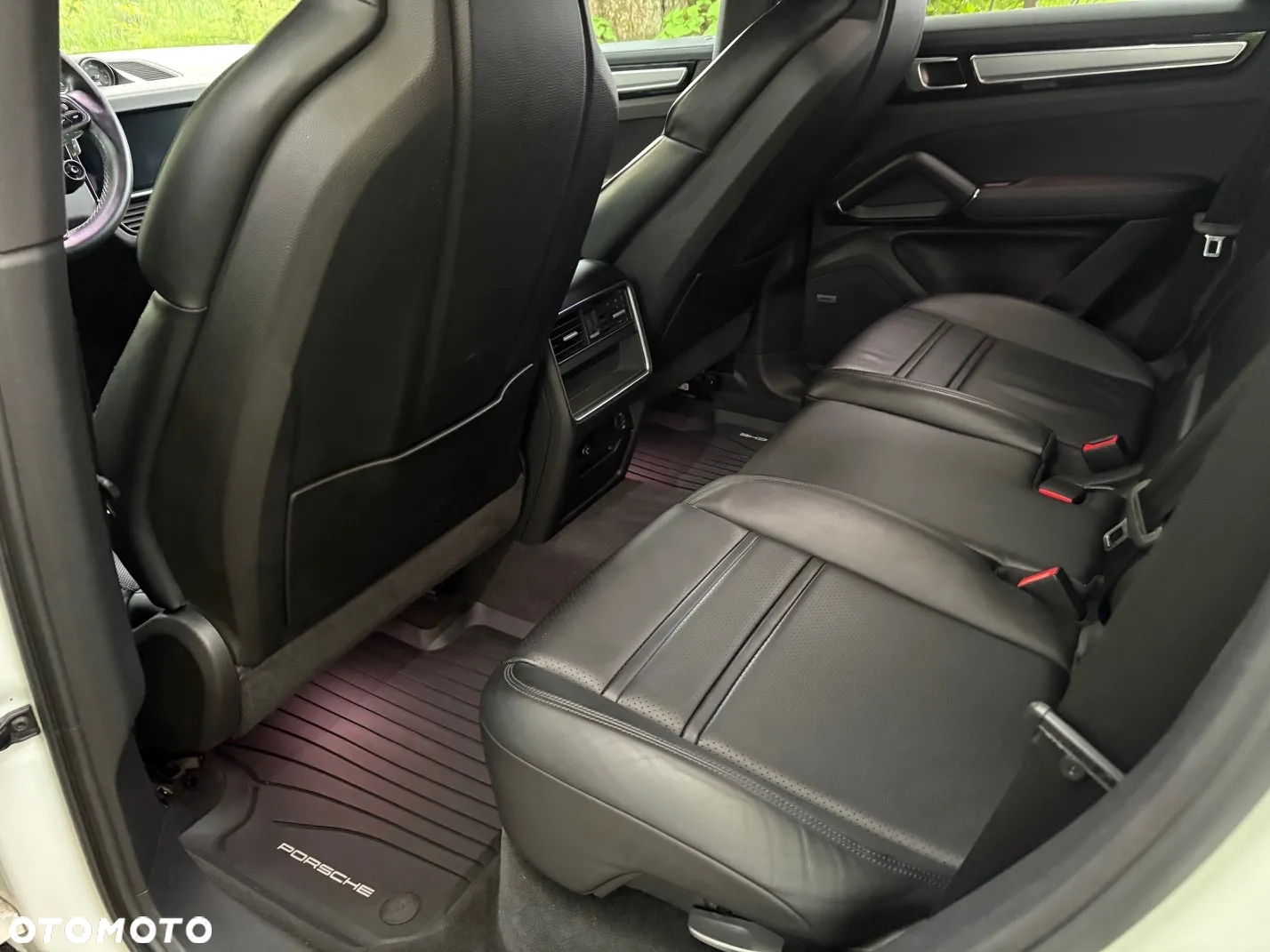 Porsche Cayenne Platinum Edition - 8