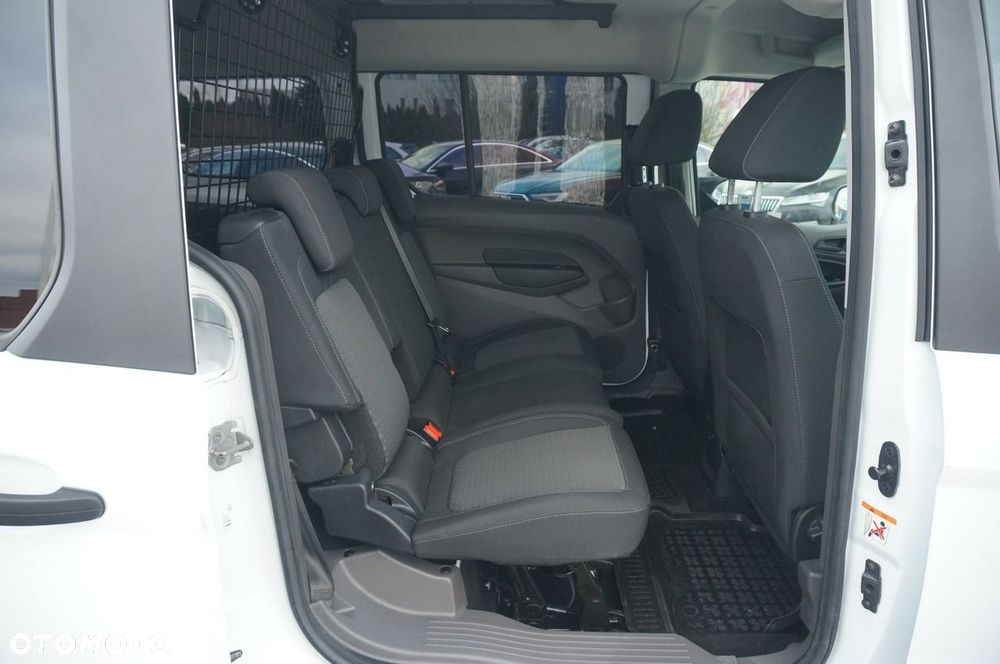 Ford Transit Connect - 30