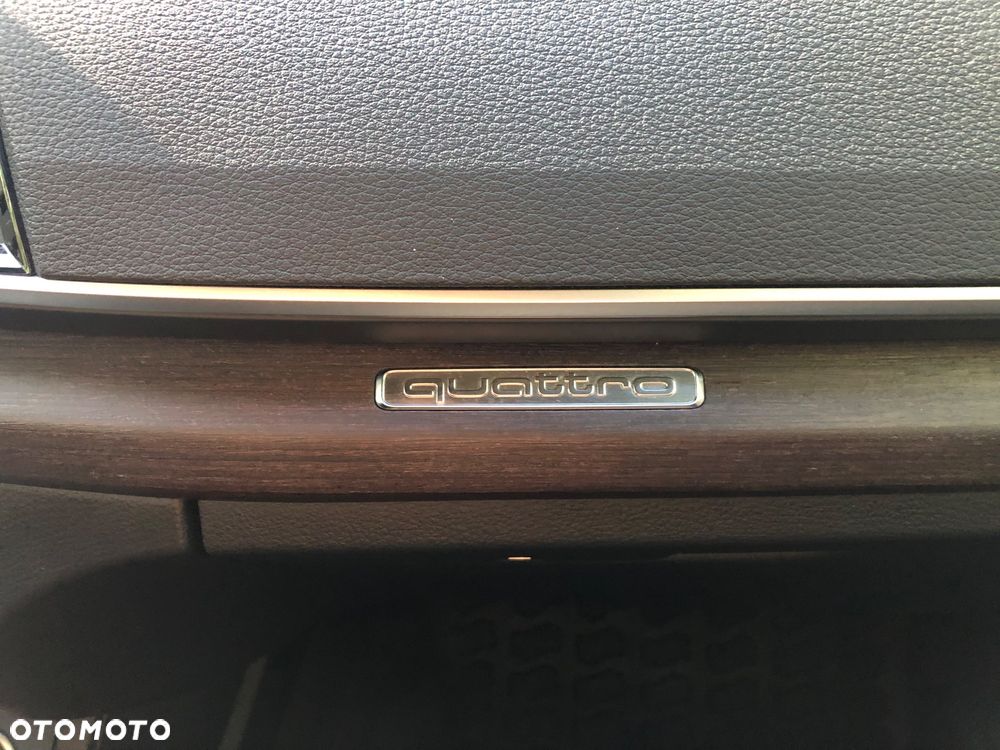 Audi Q5 40 TFSI quattro S tronic S line - 10