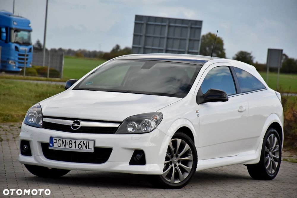 Opel Astra 1.6 Black&White - 4