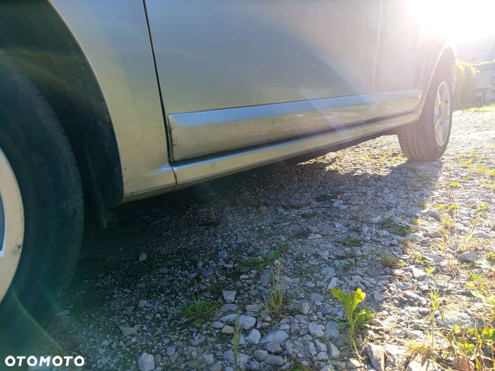 Dacia Sandero 1.6 Laureate - 9