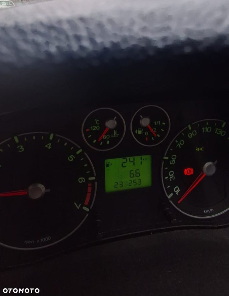 Ford Fiesta - 7