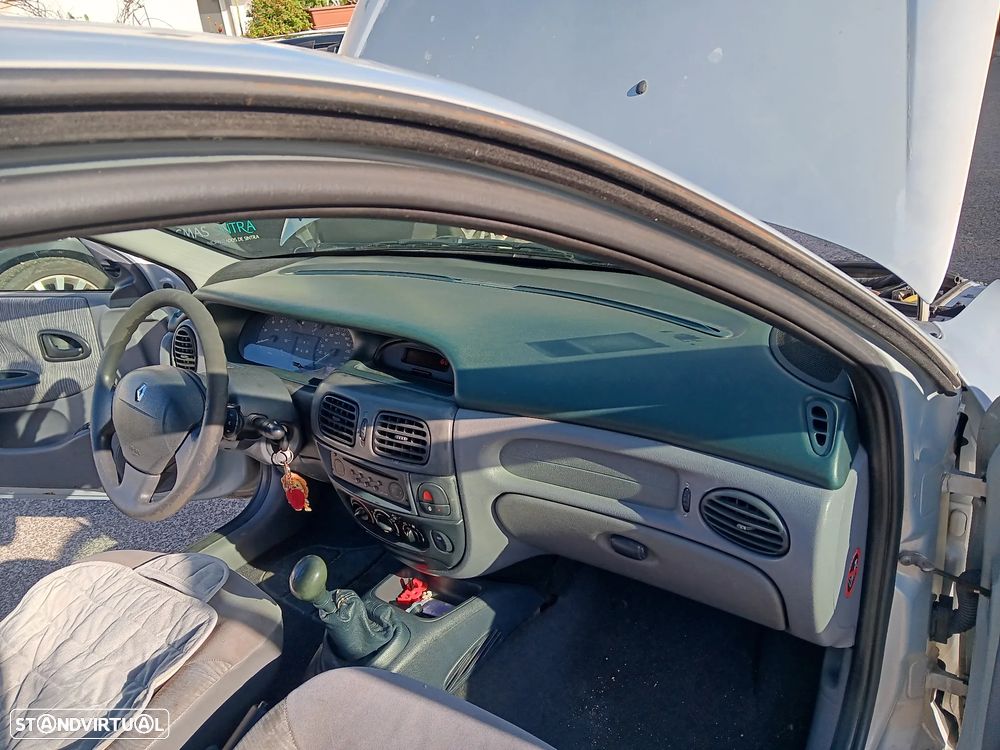 Renault Mégane - 11