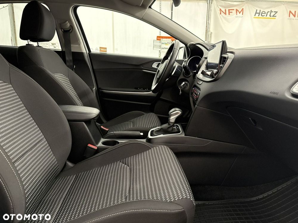 Kia XCeed - 22