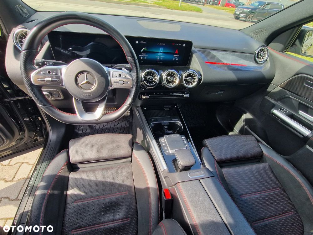 Mercedes-Benz GLA 200 7G-DCT AMG Line - 7