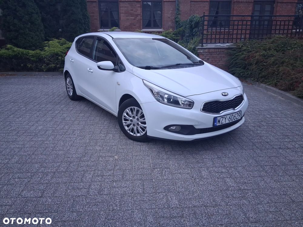 Kia Ceed 1.4 CVVT Attract plus - 11