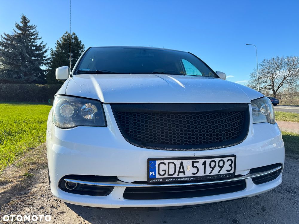 Chrysler Town & Country 3.6 Touring - 4