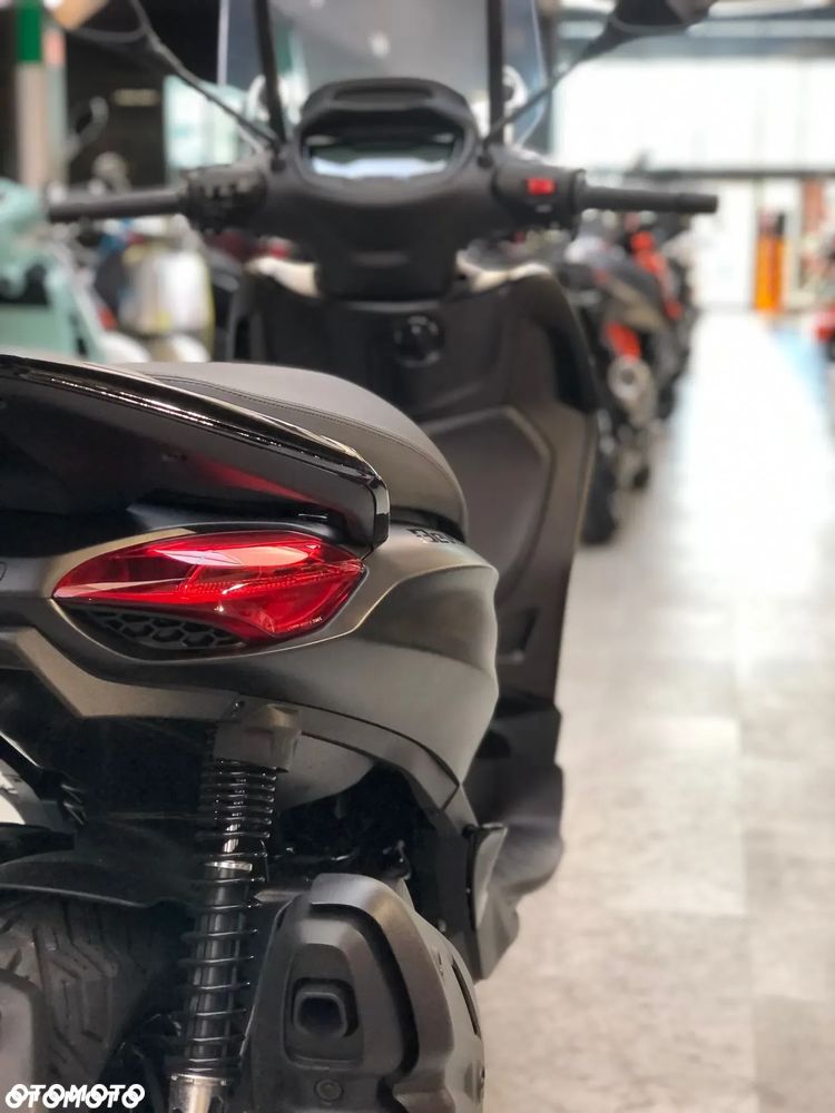 Piaggio Beverly - 6
