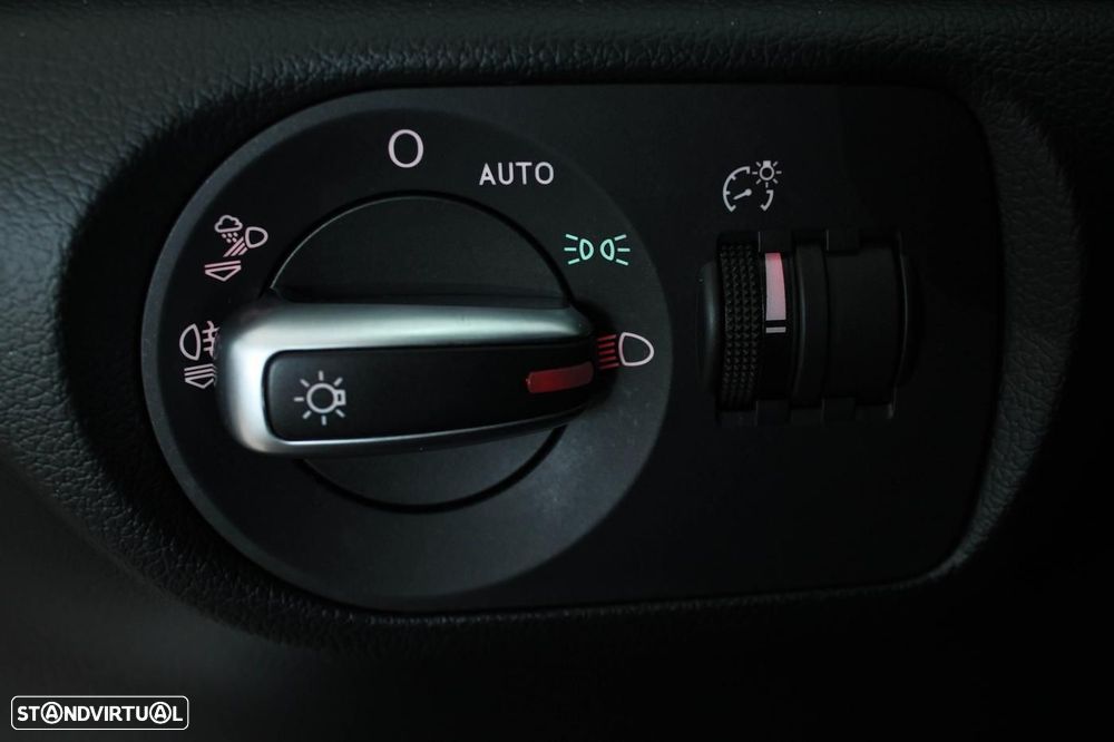 Audi Q3 2.0 TDI Sport - 24