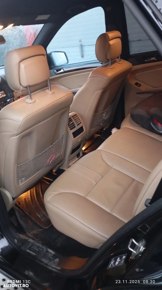 Mercedes-Benz ML 300 CDI BlueEfficiency Aut - 7