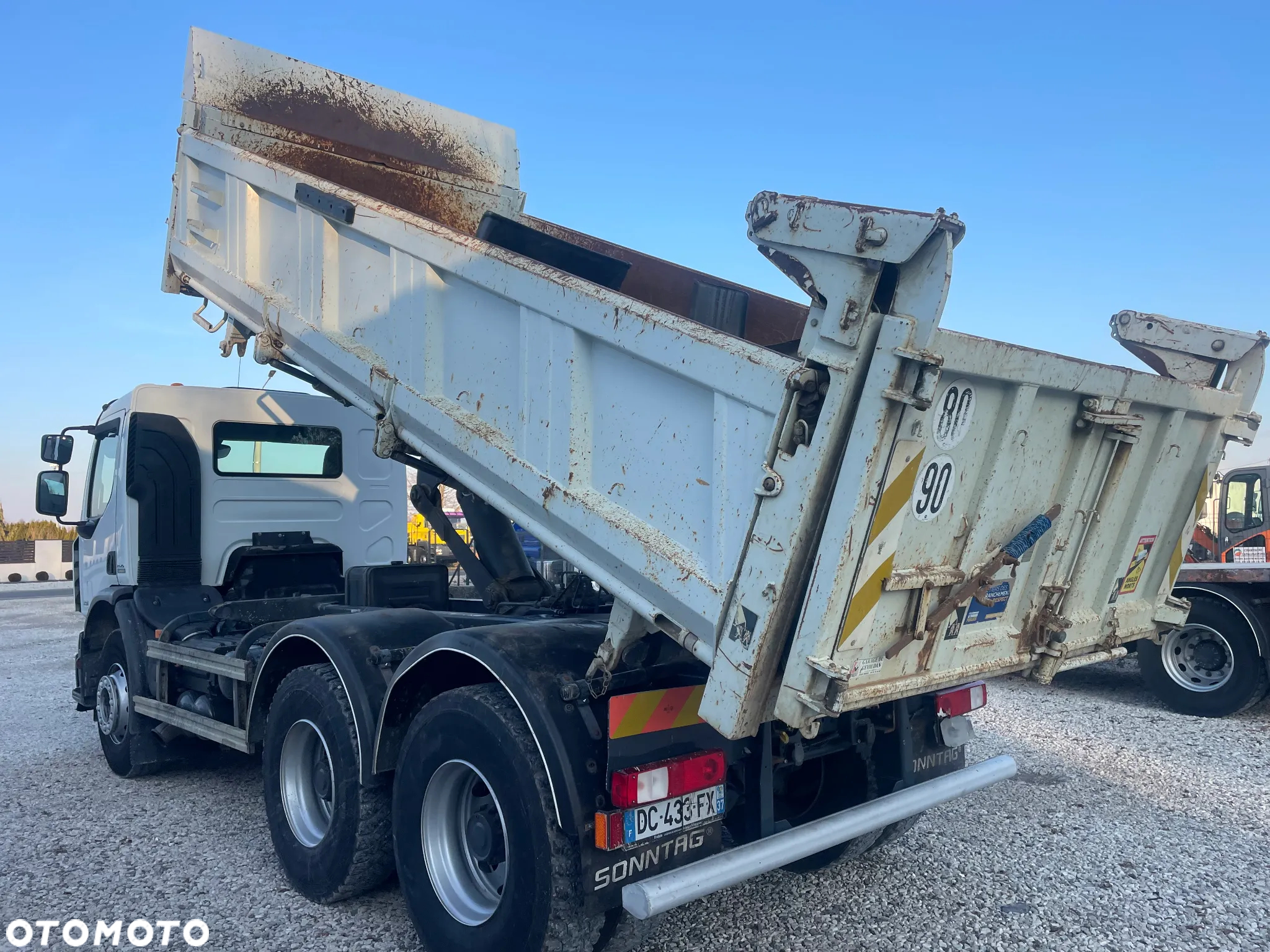 Renault Lander 6X4 - 4