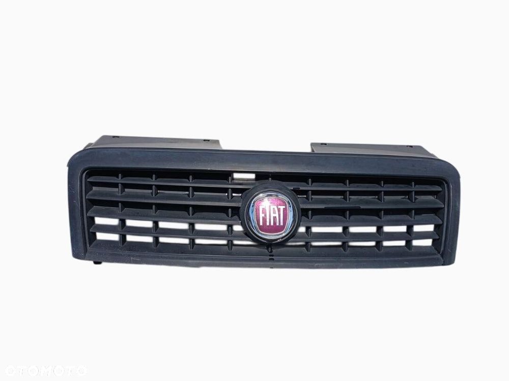 ATRAPA GRILL KRATKA FIAT DOBLO I LIFT 06-10r. 735395576 - 1