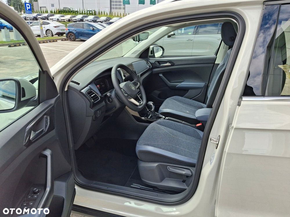 Volkswagen T-Cross - 14