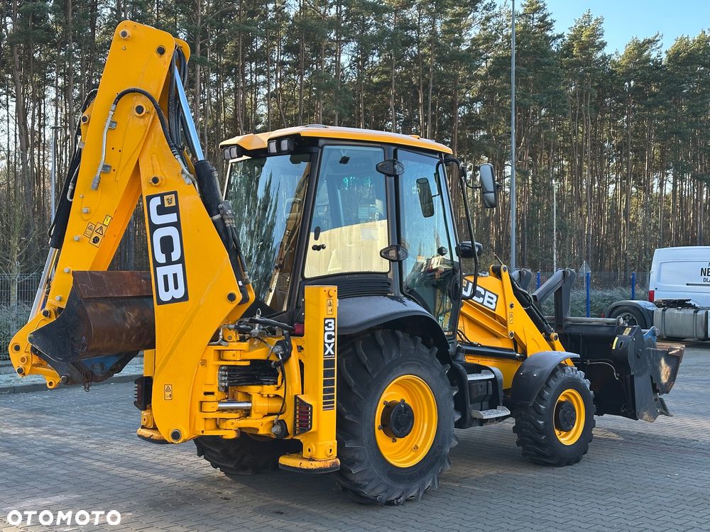 JCB 3CX PLUS 109hp Powershift + Torquelock (Contractor) - 5