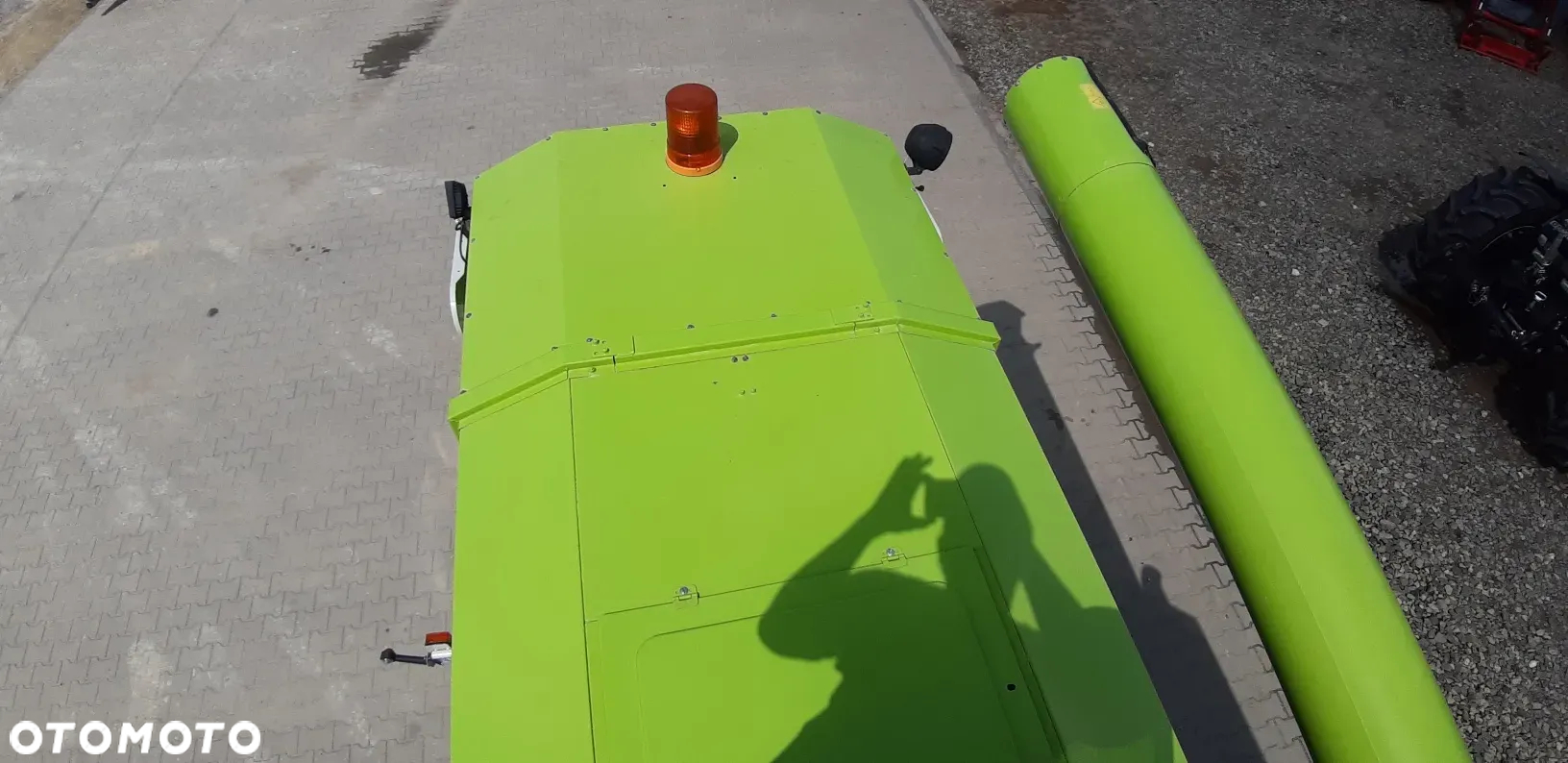 Claas Medion 330 - 19