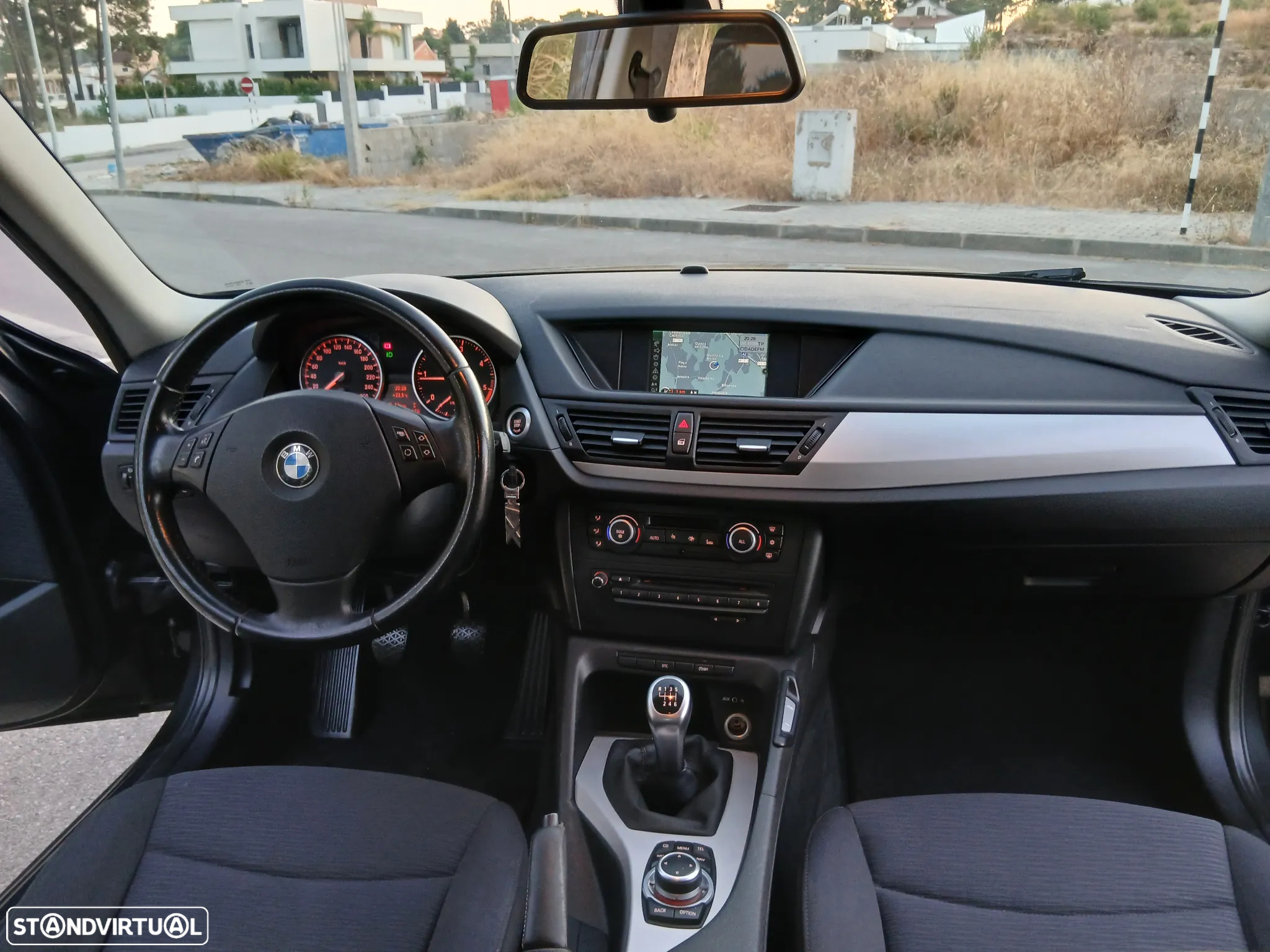 BMW X1 18 d sDrive Pack M - 13