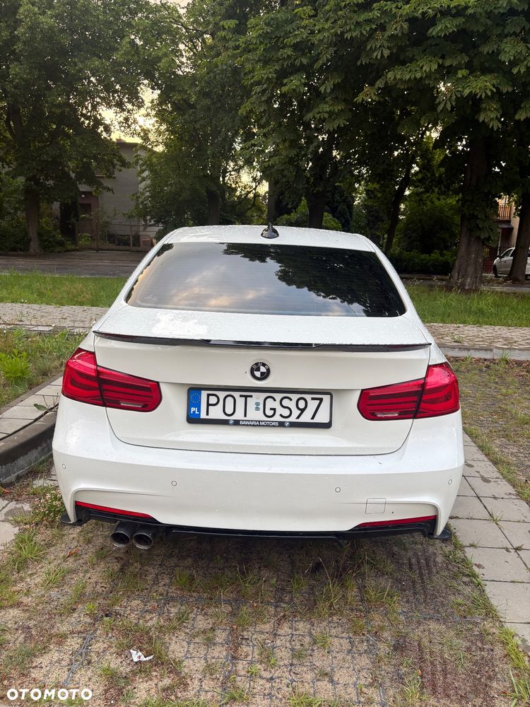 BMW Seria 3 318i M Sport - 7