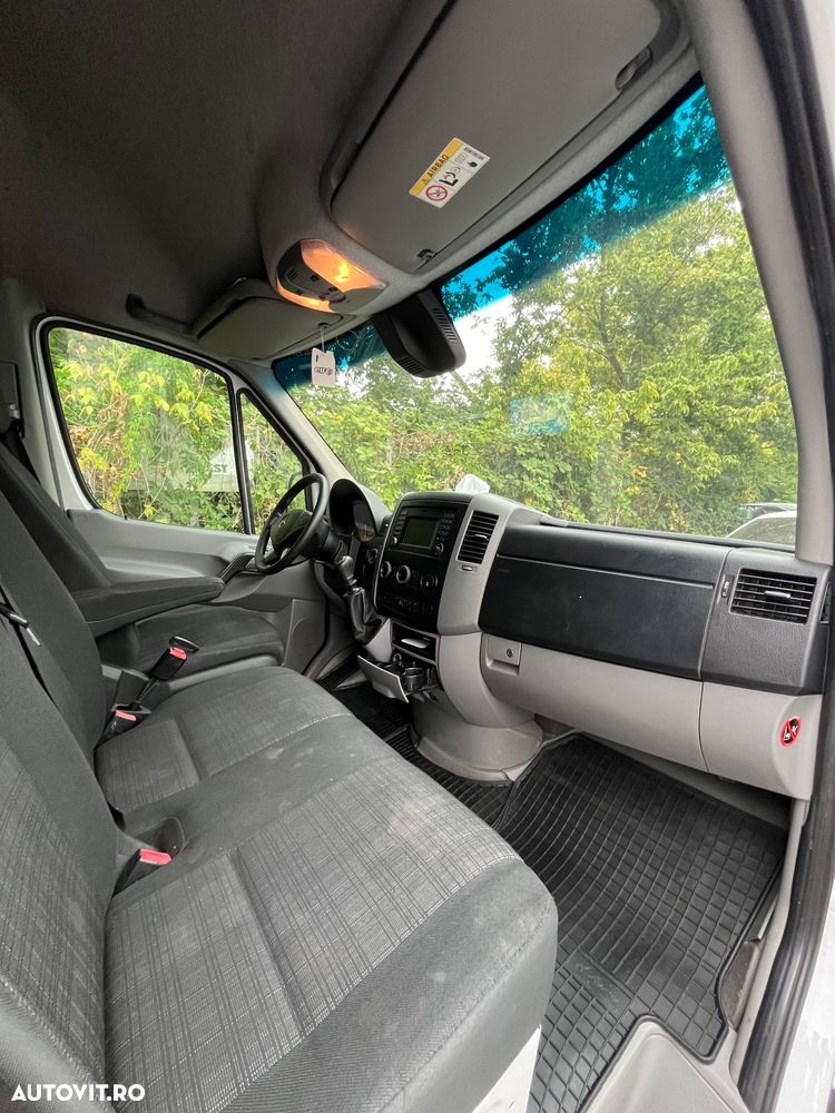 Mercedes-Benz Sprinter - 21