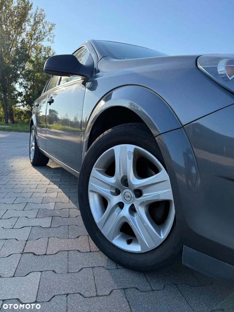 Opel Astra 1.6 Sport - 9