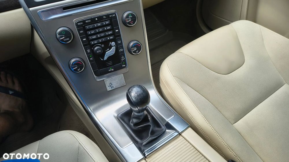 Volvo XC 60 D3 AWD Momentum - 18