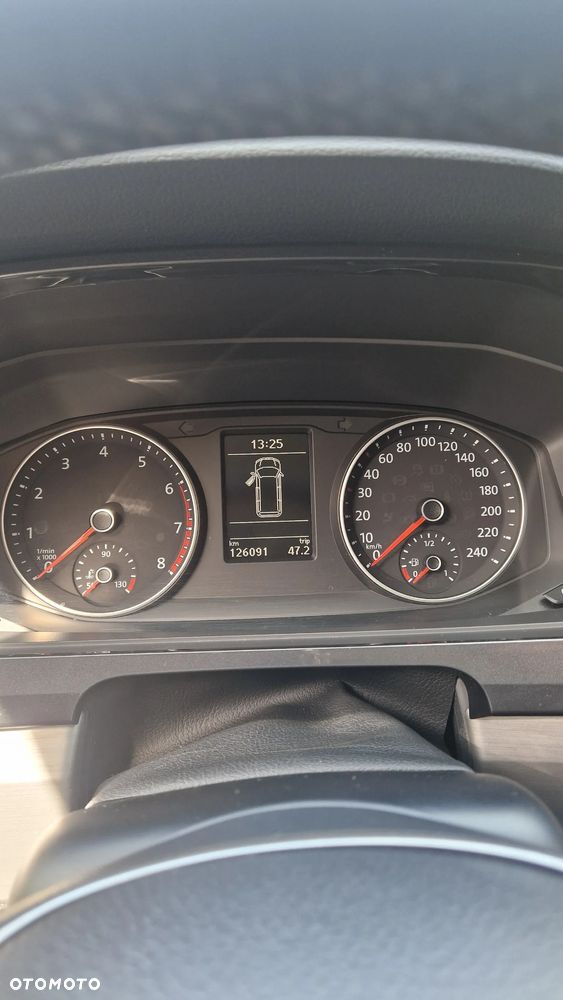 Volkswagen Multivan L1 Business 4Motion DSG - 8