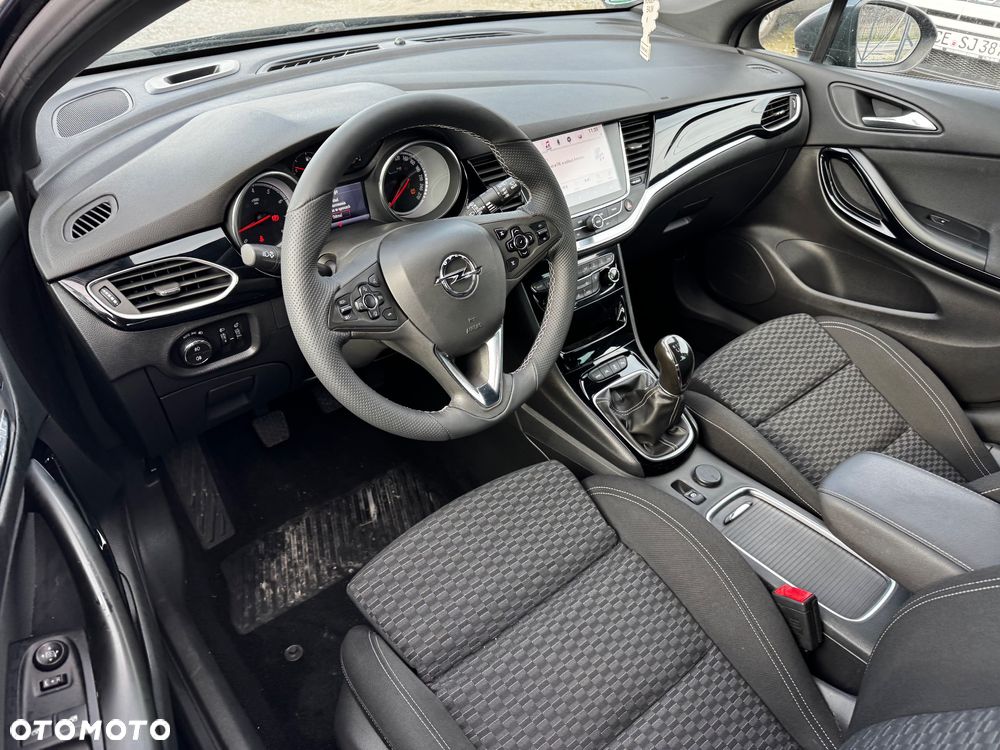 Opel Astra 1.4 Turbo Dynamic - 38