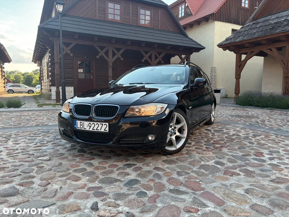 BMW Seria 3 318i - 5