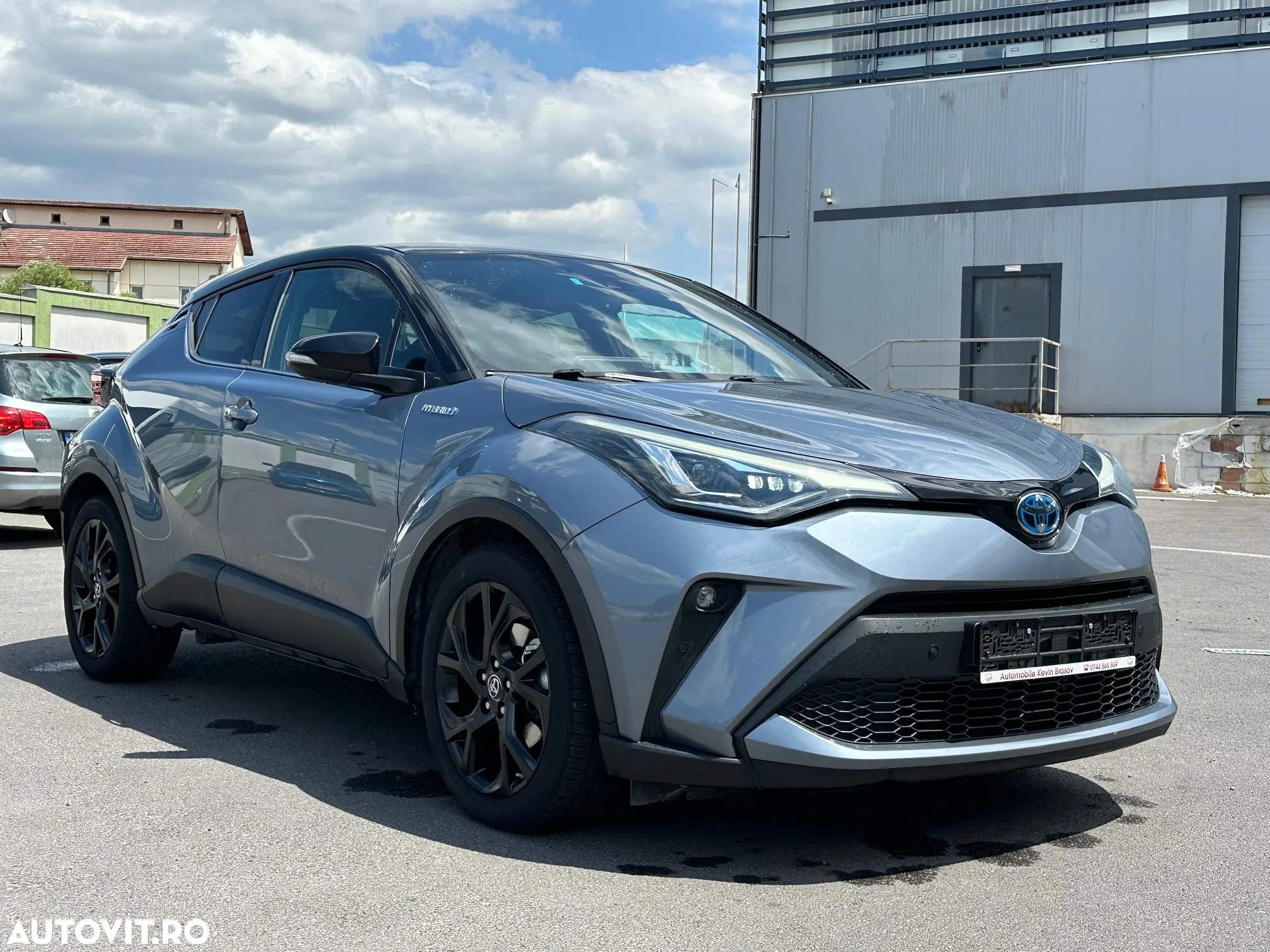 Toyota C-HR 2.0 HSD 184 CP 4x2 CVT Classy Bi-Tone - 2