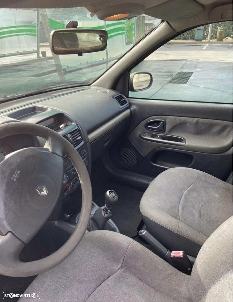 Renault Clio 1.2 16V Dynamique - 5